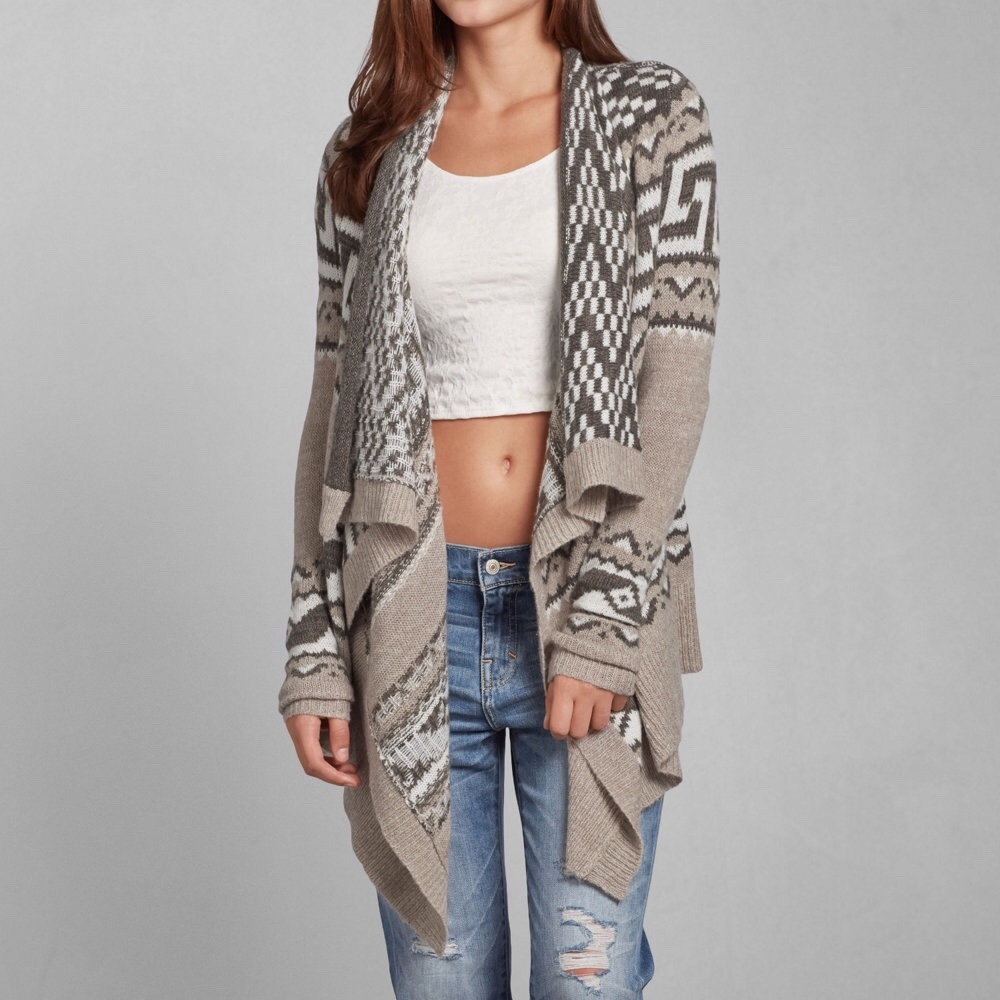 Abercrombie and Fitch Cardigan M/L - Final Price